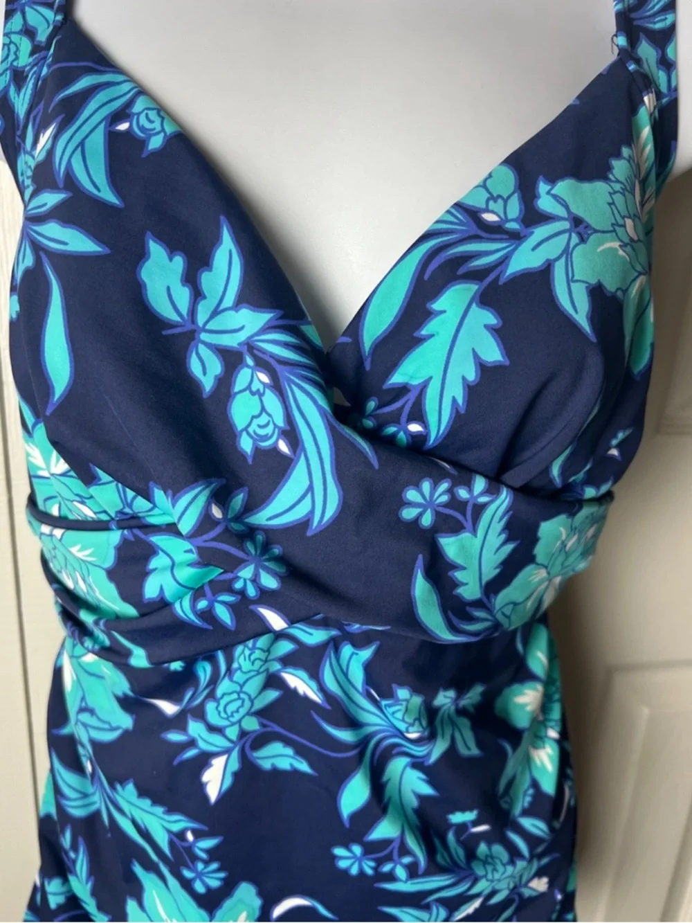 LANDS END Bathing Suit Tankini Briefs V Neckline Floral Blue Turquoise Underwire